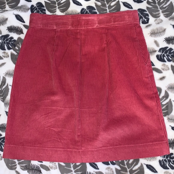 GAP Corduroy Skirt - Picture 2 of 3
